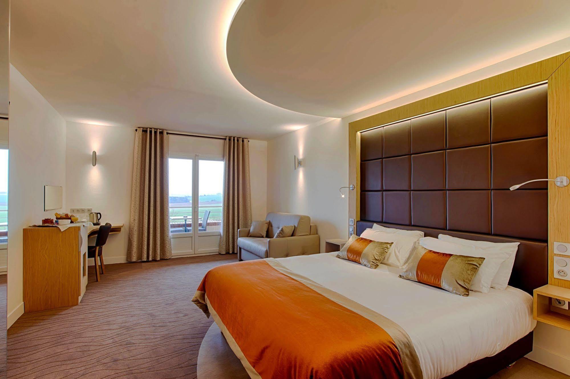 Hotel Le Val Moret Magnant Εξωτερικό φωτογραφία