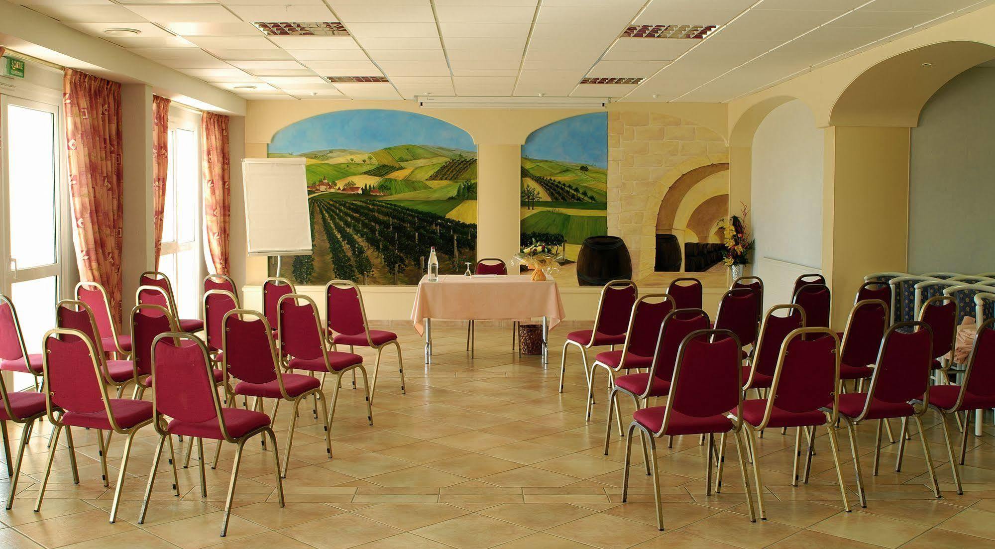 Hotel Le Val Moret Magnant Εξωτερικό φωτογραφία