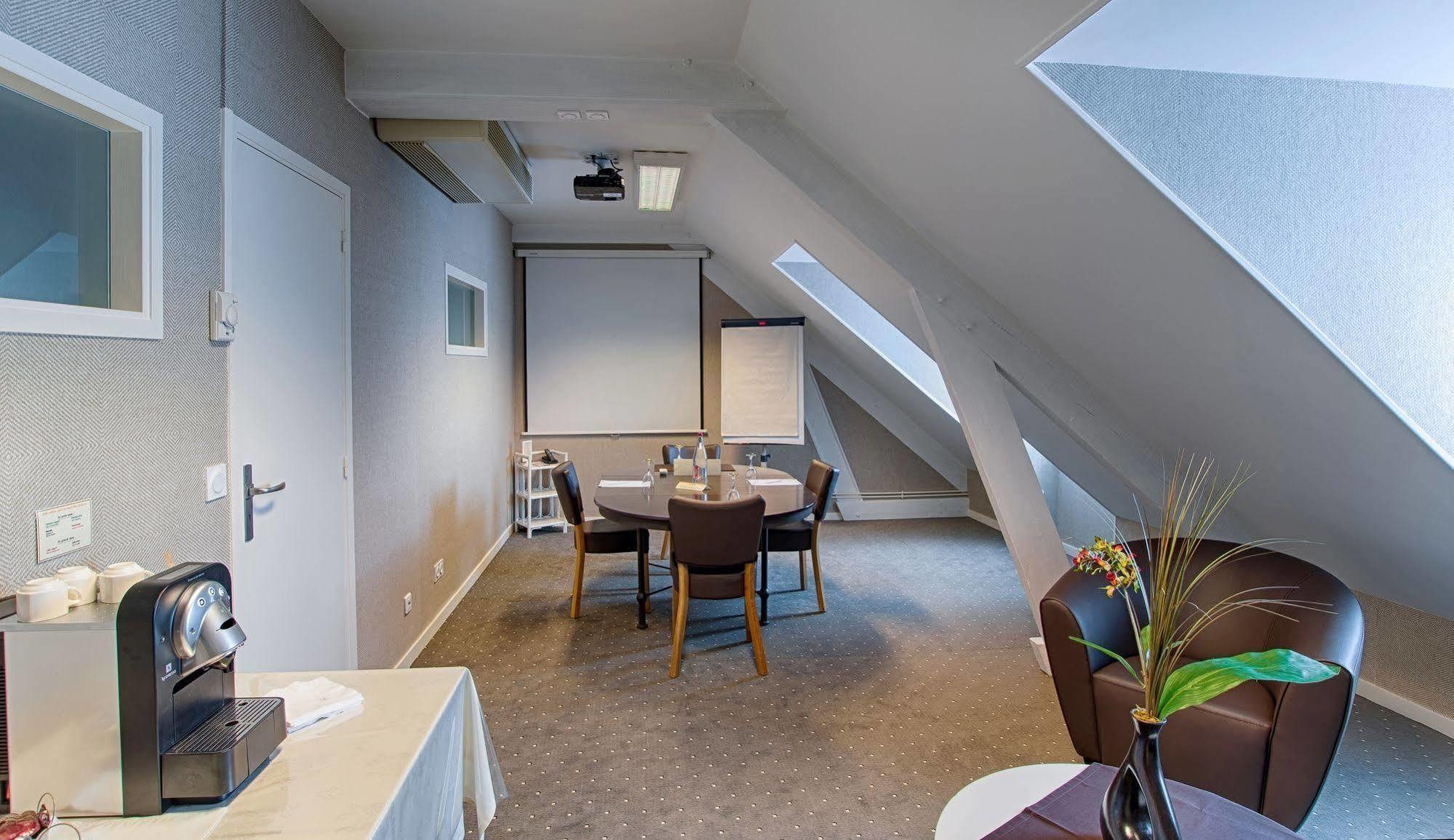 Hotel Le Val Moret Magnant Εξωτερικό φωτογραφία